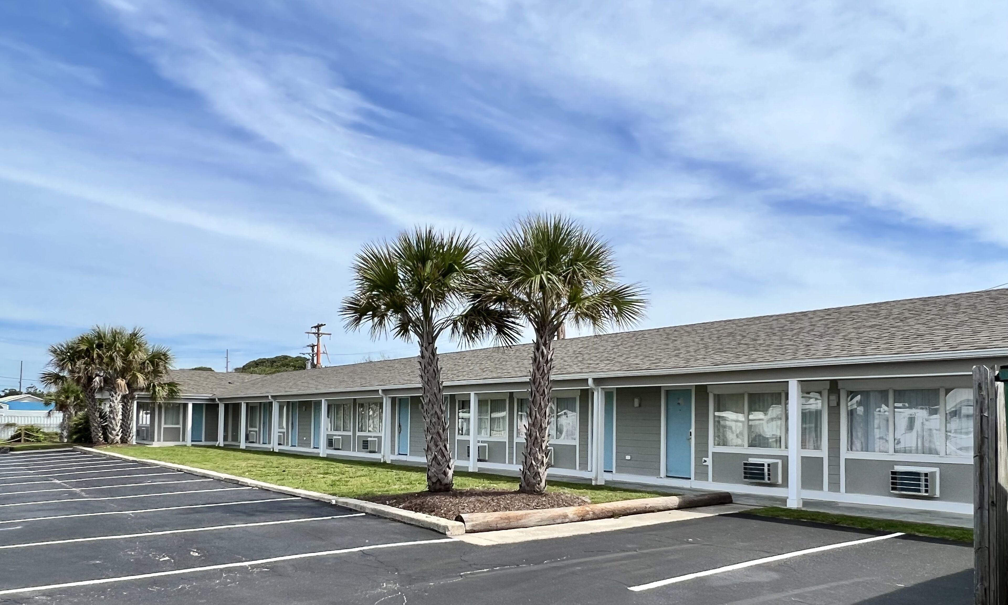 5 Smart Budget Hotels In Crystal Coast Worth Booking