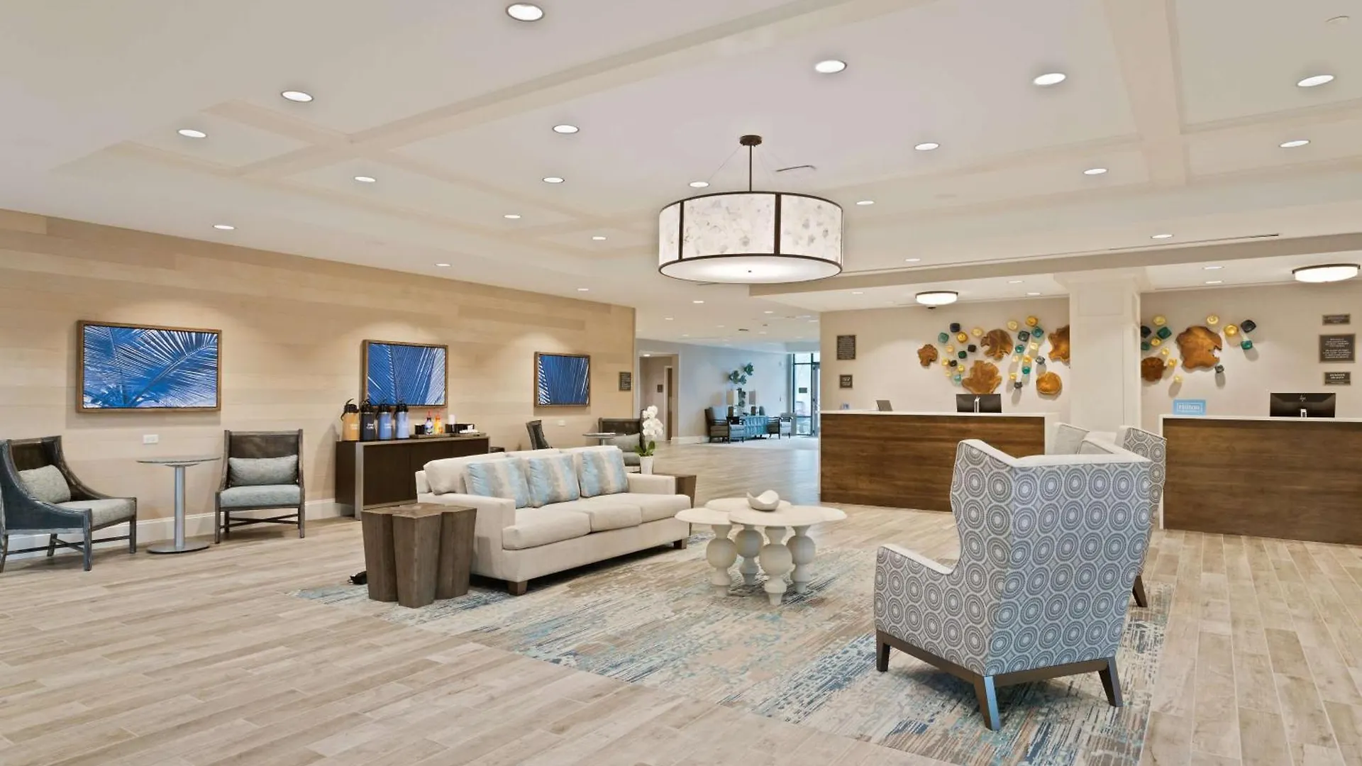 8 Family Hotels Close to Gray Park, Panama City