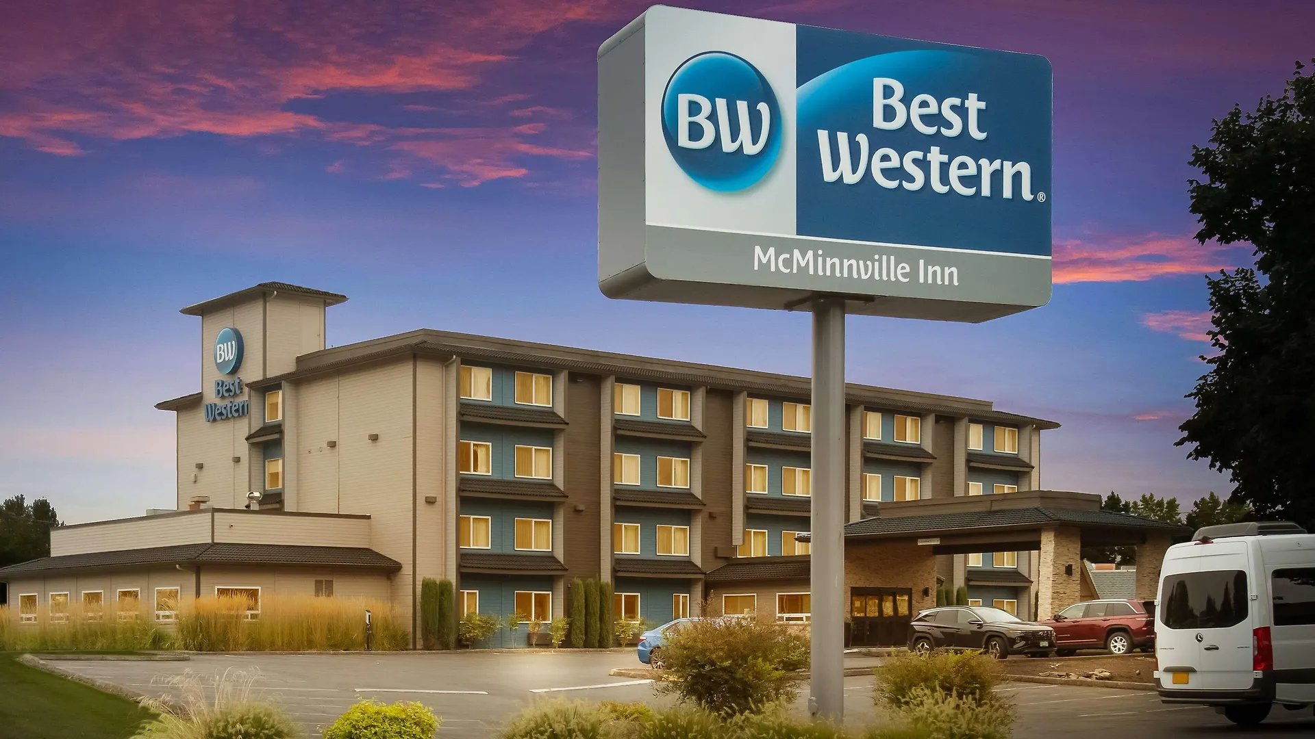 Staying Near Linfield University: 4 McMinnville Hotels Compared
