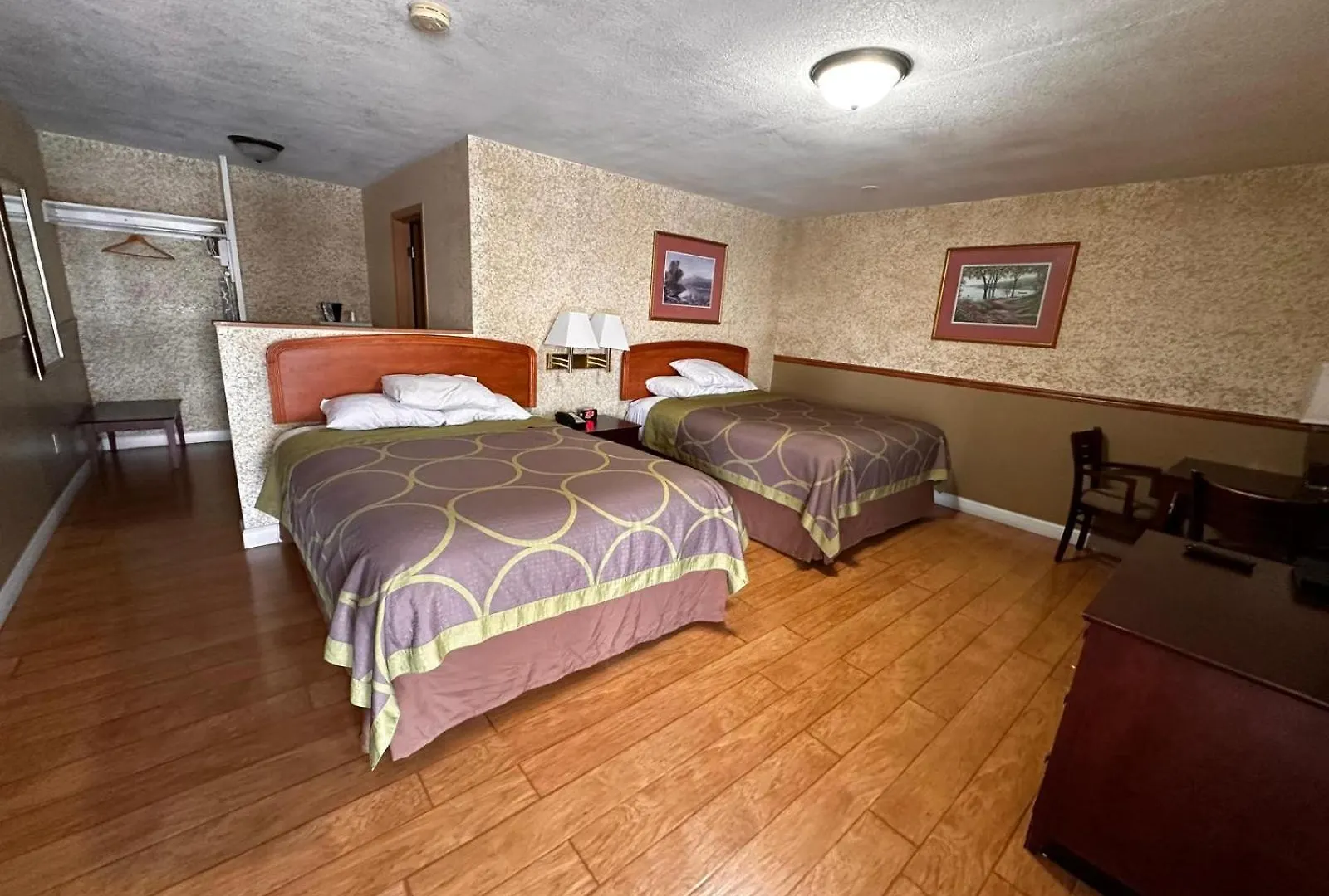 4 Top-Rated Historic Hotels Close to Saint Mary's Cancer Svc