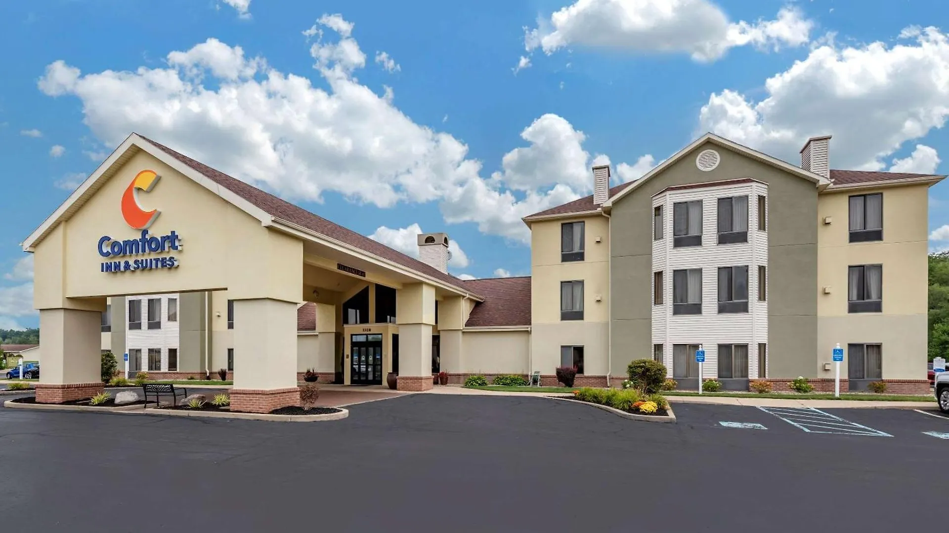 4 Three-Star Hotels Near Grace College Warsaw That Deliver