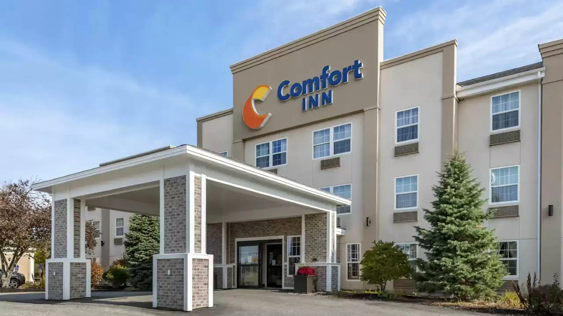 4 Couple Hotels Near Holocaust Human Rights Center of Maine Worth Booking