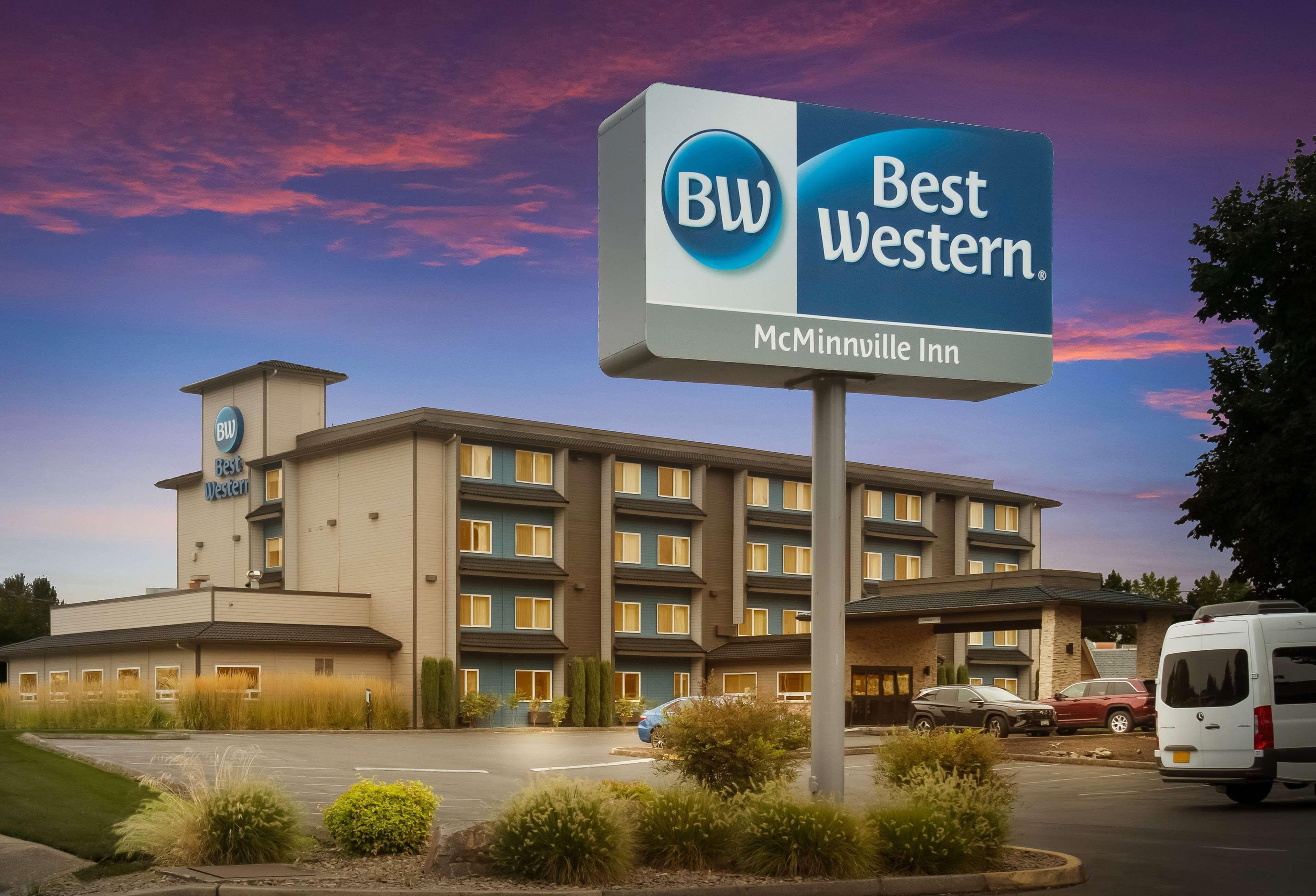 Staying Near Linfield University: 4 McMinnville Hotels Compared